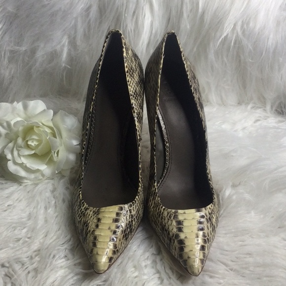 EUC Tory Burch Cecilia Snakeskin Pumps, 9.5M - Picture 5 of 15